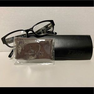Fendi glass, case and cleaning cloth